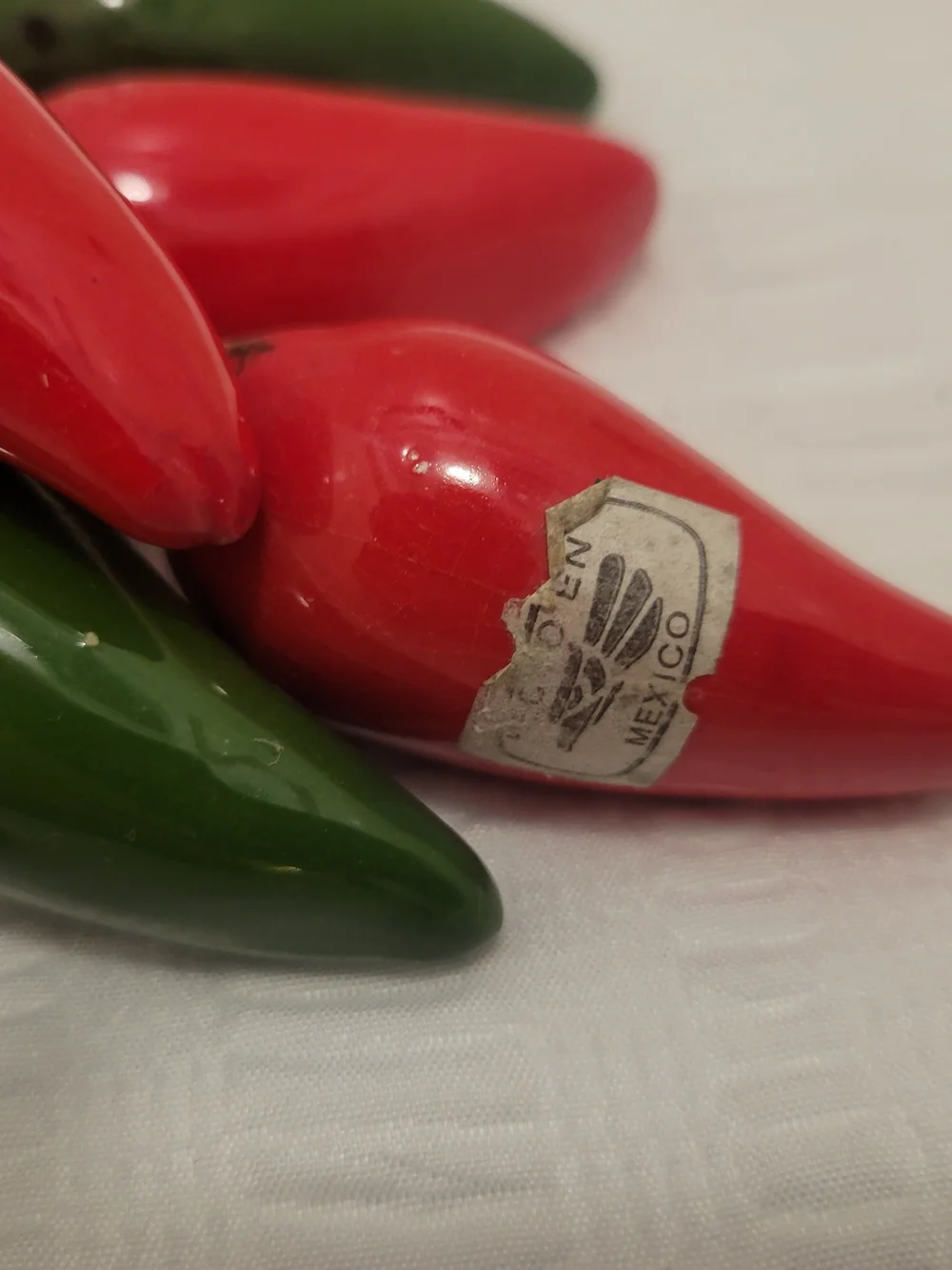 Ceramic Decorative Red & Green Chili Pepper Hanging Garland - Home Holiday